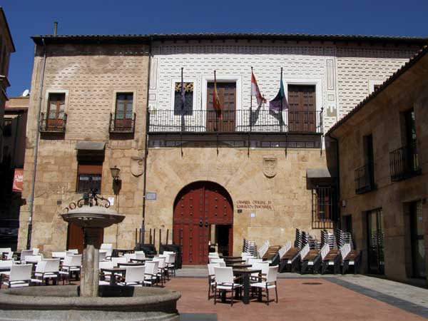 Casa de los Sexmeros de la Tierra