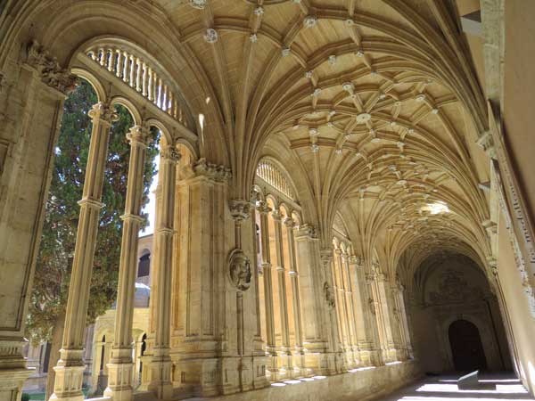 Claustro de Procesiones