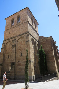 Iglesia de San Julián y Santa Basilisa