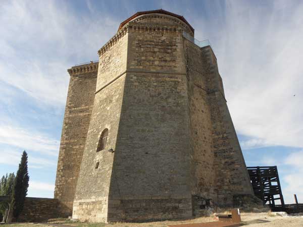 Castillo de los Duques de Alba de Tormes