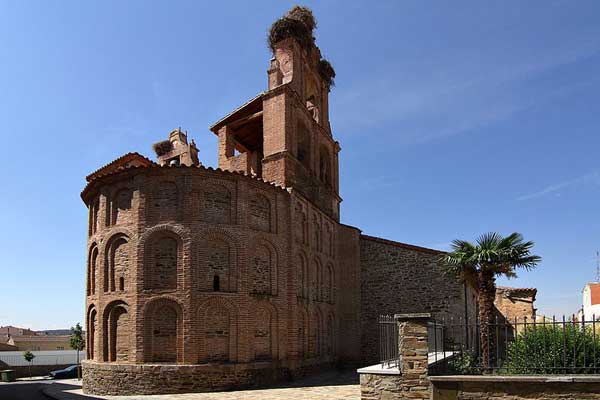 Iglesia de Santiago de Alba de Tormes