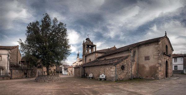 Plaza de La Alberguería de Argañán