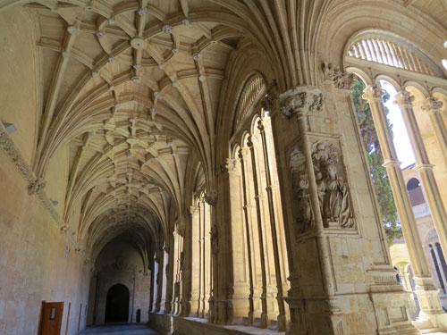 Decoración del Claustro de los Reyes