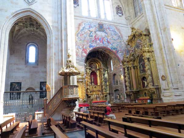 Capilla del Rosario y retablo de santo Domingo de Guzmán