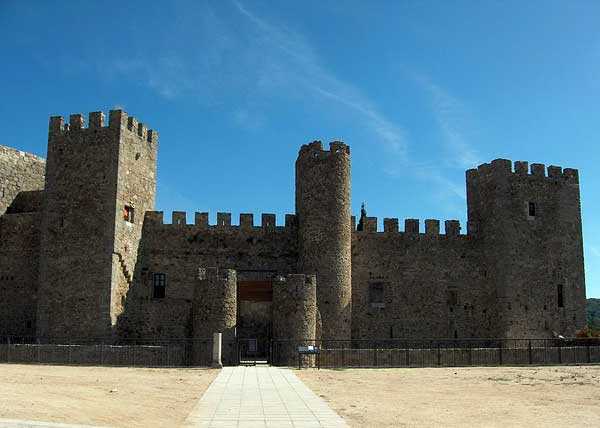 Castillo de Montemayor del Río