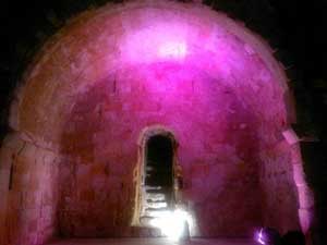 Juego de luces en la Cueva de Salamanca