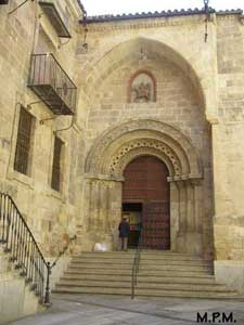 Iglesia de San Martín, Puerta del Obispo